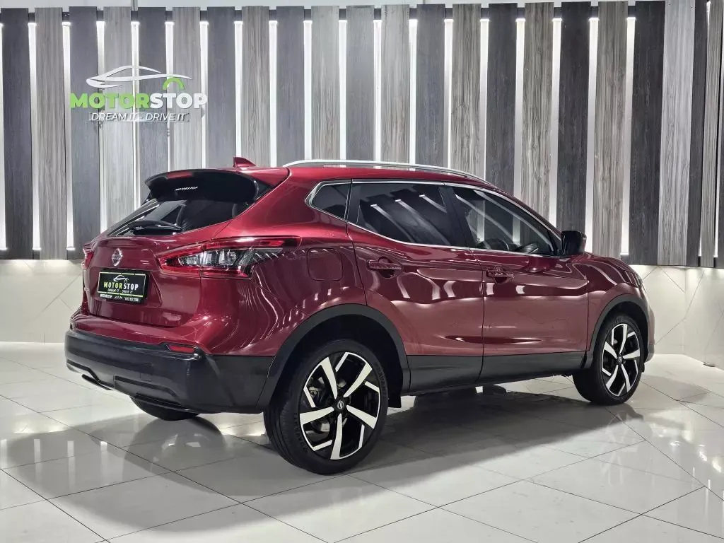 Nissan Qasqai 1.2T Tekna CVT