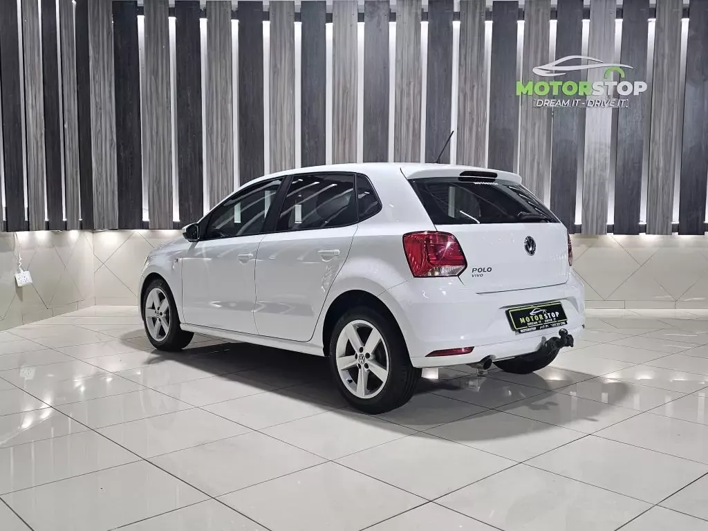 Volkswagen Polo Vivo 1.6 Highline 5Dr