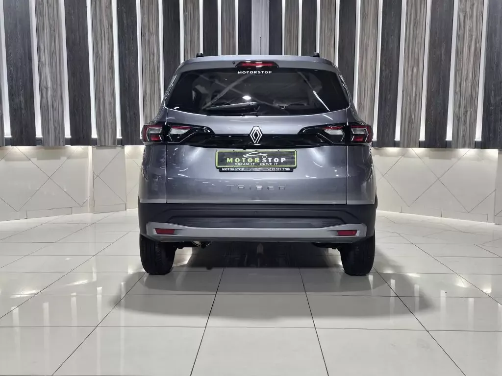 Renault Triber 1.0 Techno