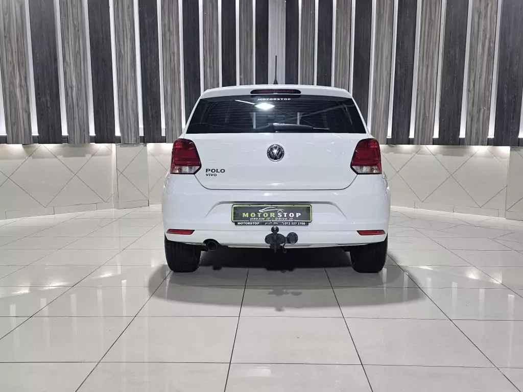 Volkswagen Polo Vivo 1.6 Highline 5Dr